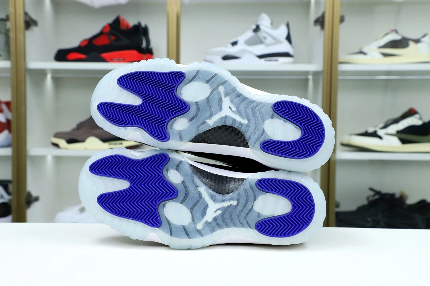 JORDAN AIR NIKE 11 0217